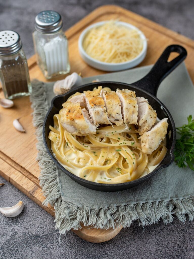Creamy Chicken Alfredo Skillet