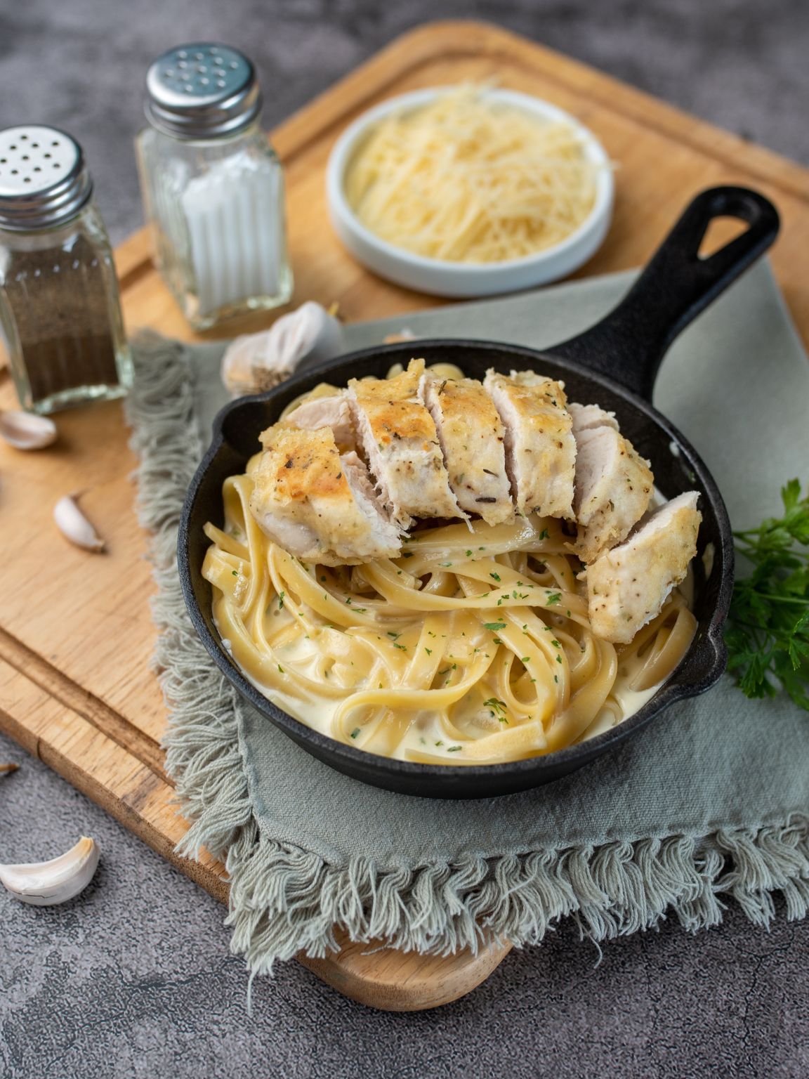 Creamy Chicken Alfredo Skillet