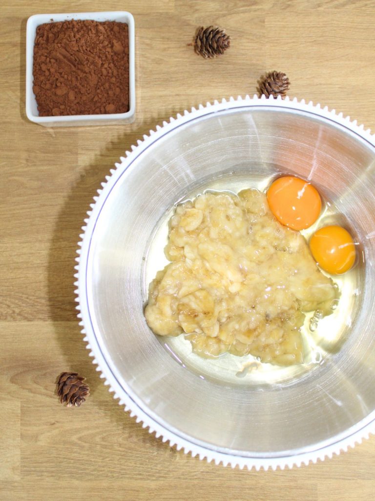 Flourless Banana Chocolate Mug Cake