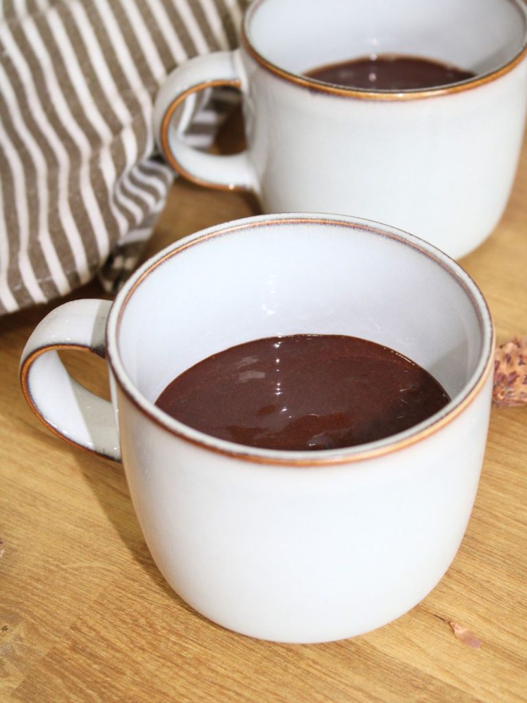 Flourless Banana Chocolate Mug Cake