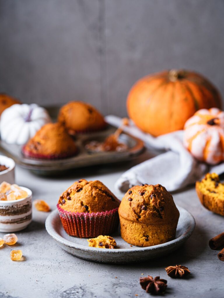 Healthy Pumpkin Chocolate Chip Muffins