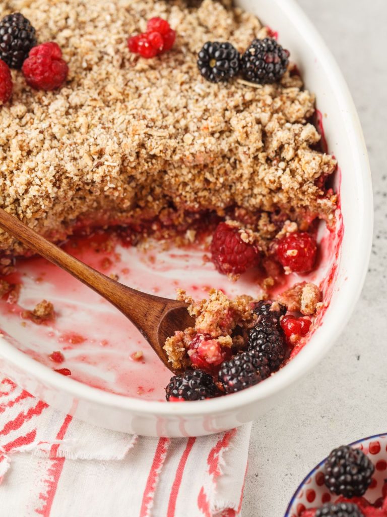 Mixed Berry Oat Crumble