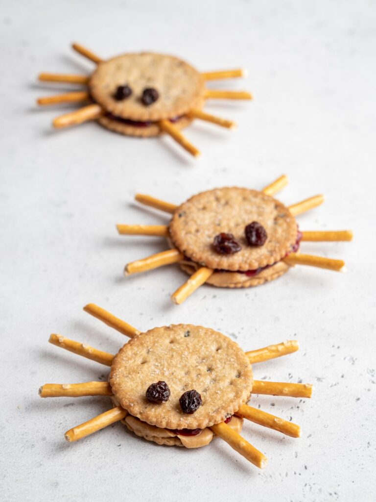 No-Bake Halloween Spider Cookies