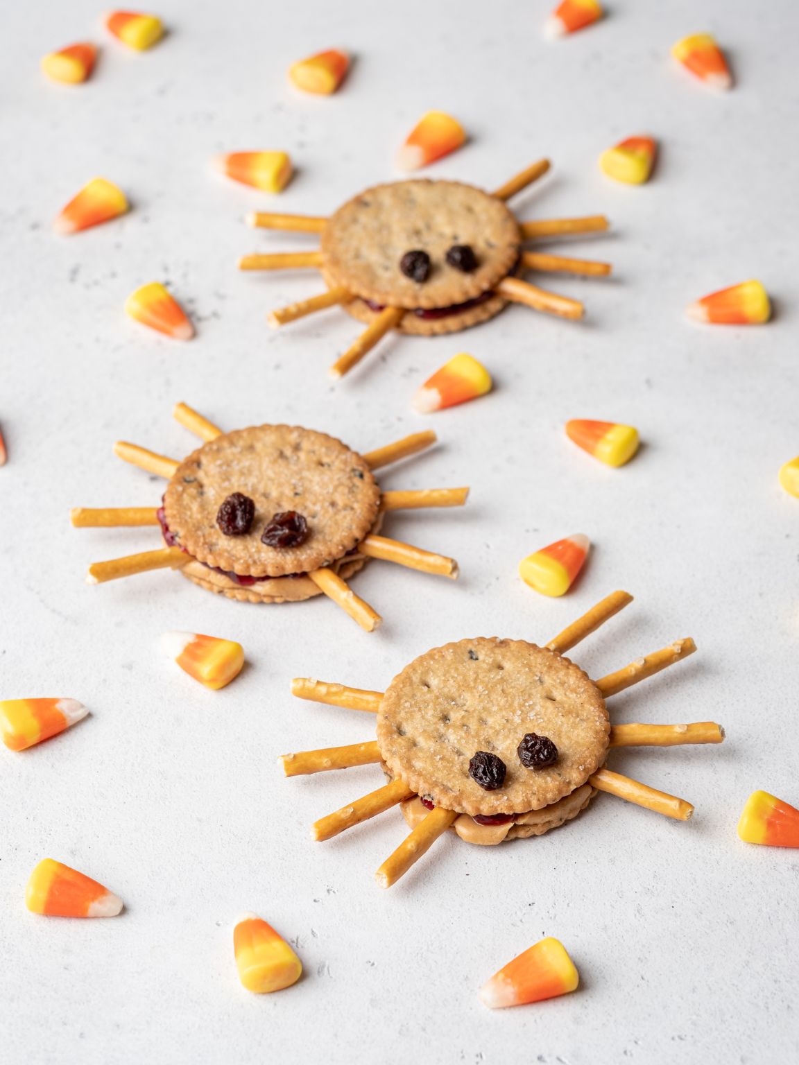 No-Bake Halloween Spider Cookies