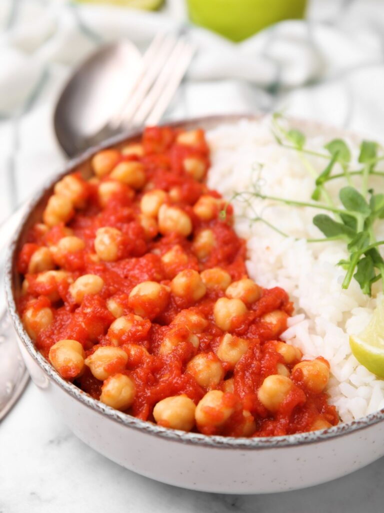 Power Chickpea Curry Bowl