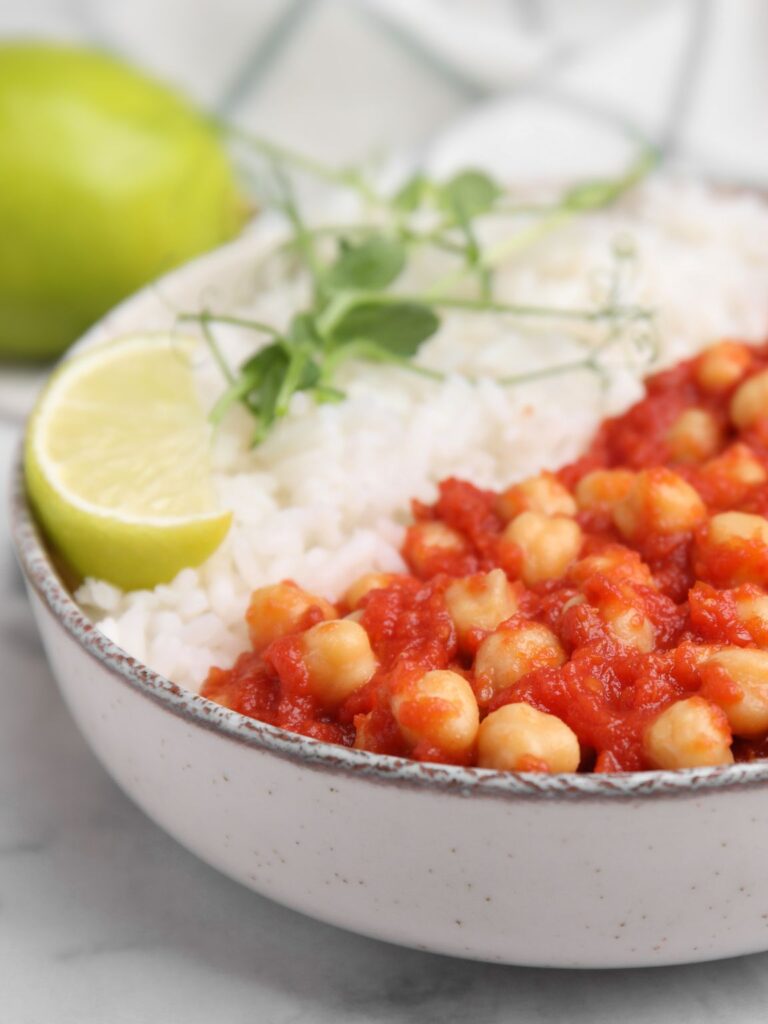 Power Chickpea Curry Bowl