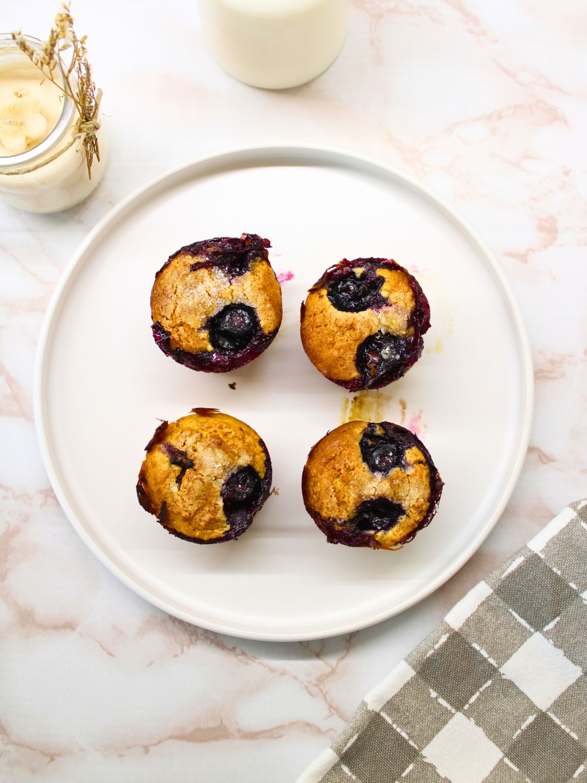 3-Ingredient Blueberry Muffins