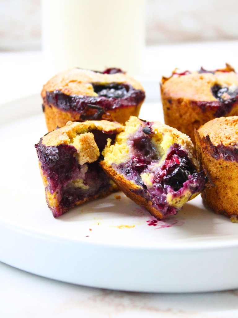 3-Ingredient Blueberry Muffins