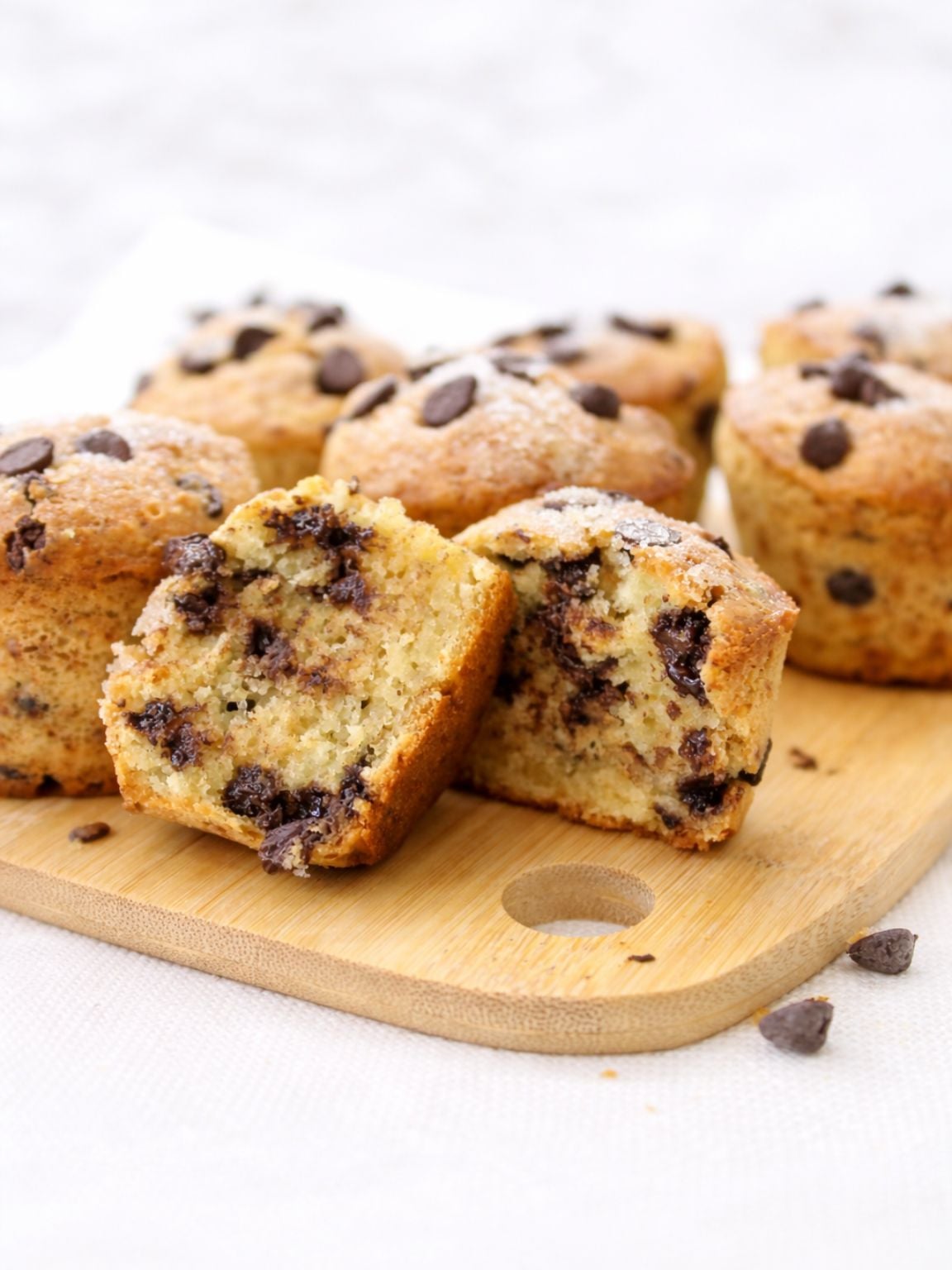 3-Ingredient Chocolate Chip Muffins