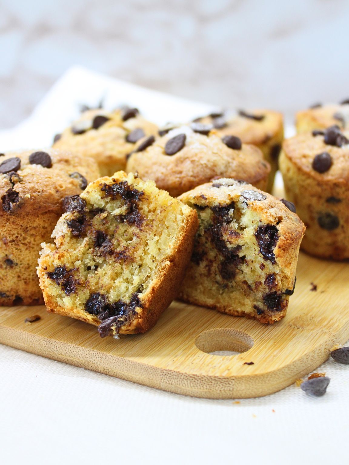 3-Ingredient Chocolate Chip Muffins