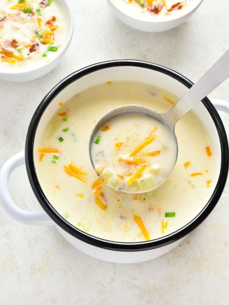Creamy potato soup with bacon