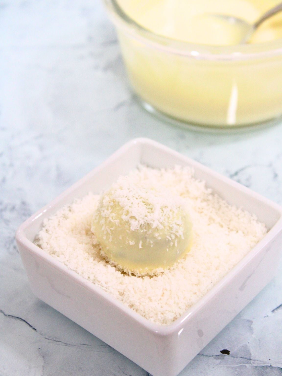 Easy 3-Ingredient Oreo Balls