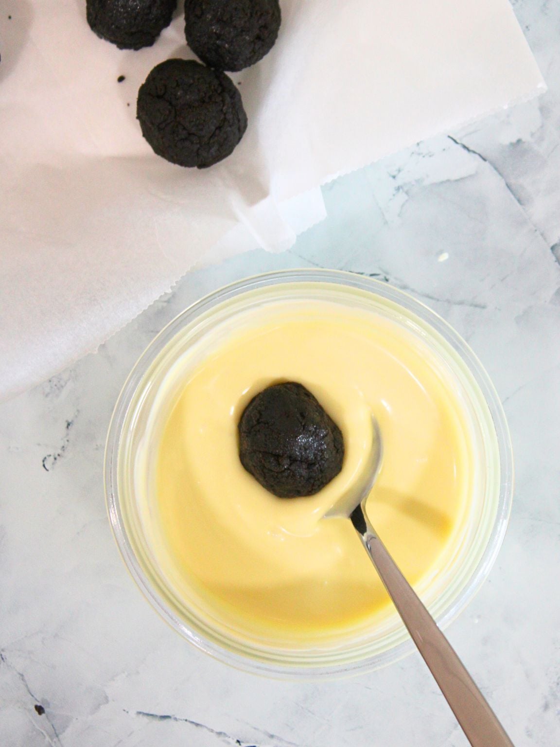 Easy 3-Ingredient Oreo Balls