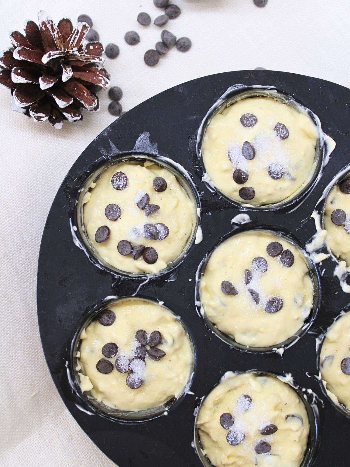 How to Make 3-Ingredient Chocolate Chip Muffins