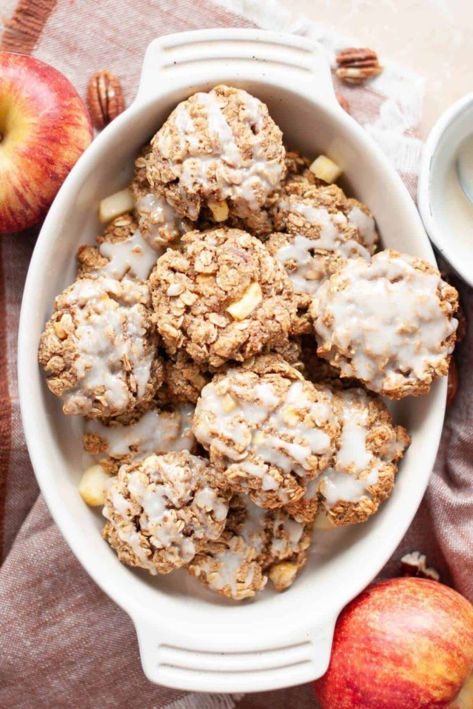 Apple Pie Oatmeal Cookies