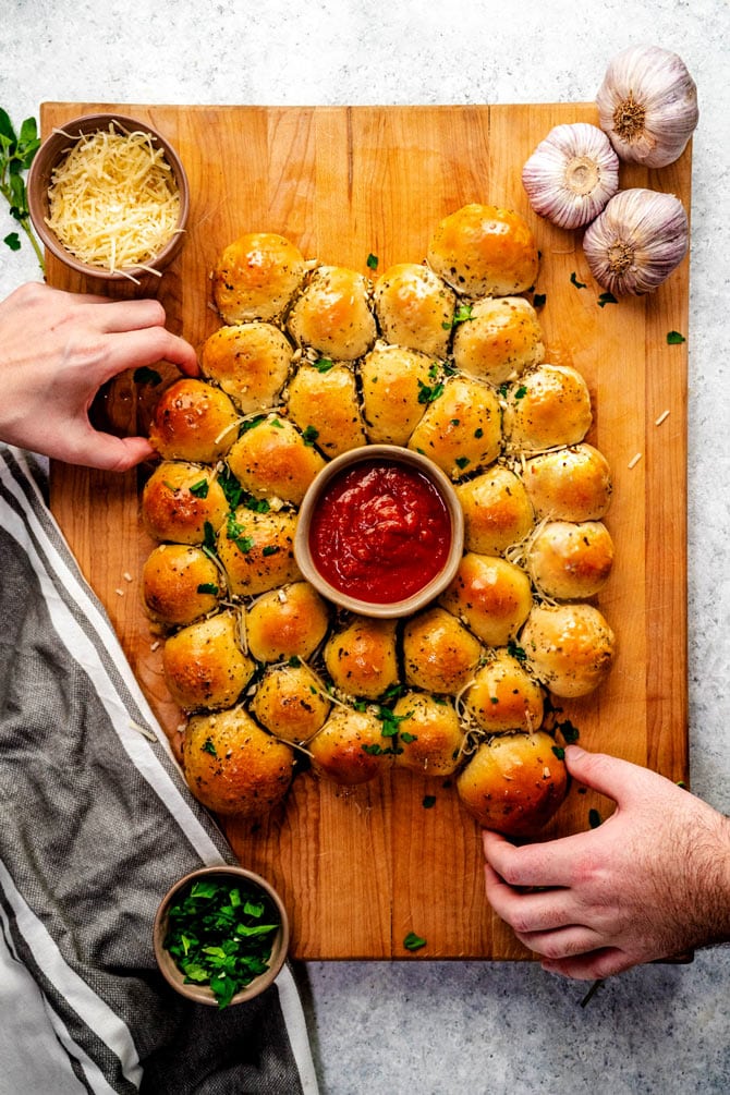 Cheesy Garlic Meatball Bombs