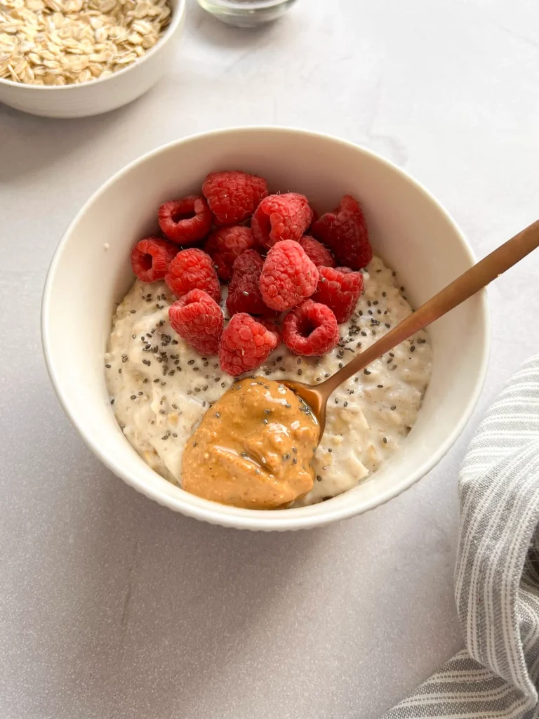 Greek Yogurt Oatmeal