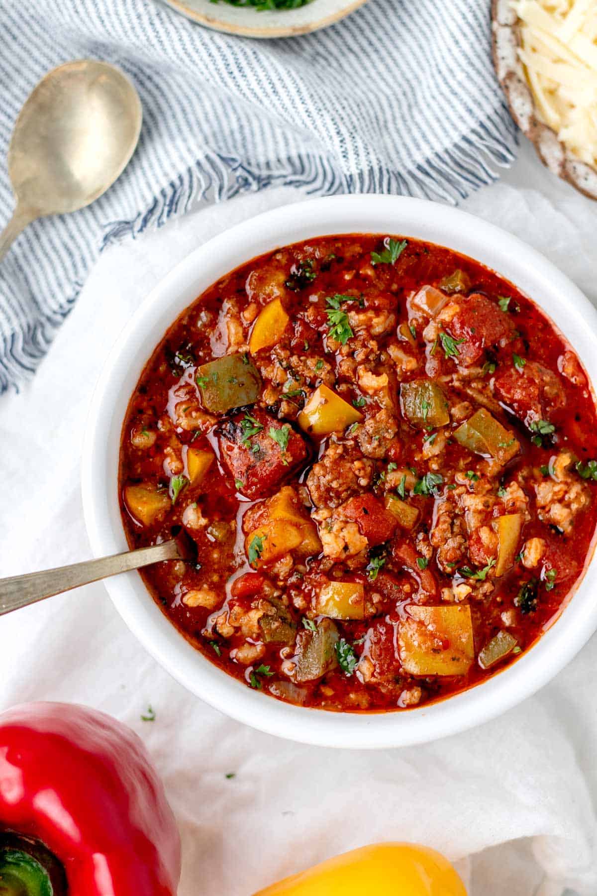 Healthy Crockpot Stuffed Pepper Soup