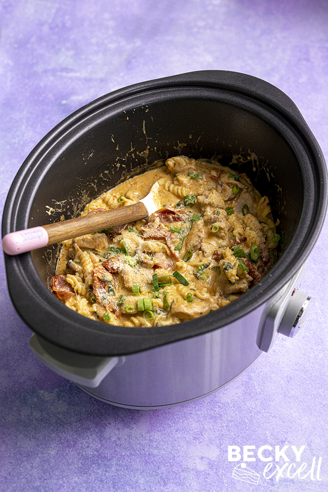 Slow Cooker Creamy Chicken Pepperoni Pasta