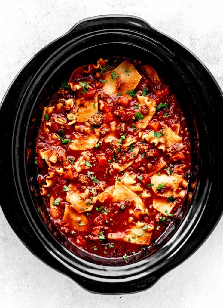 Slow Cooker Lazy Lasagna Soup