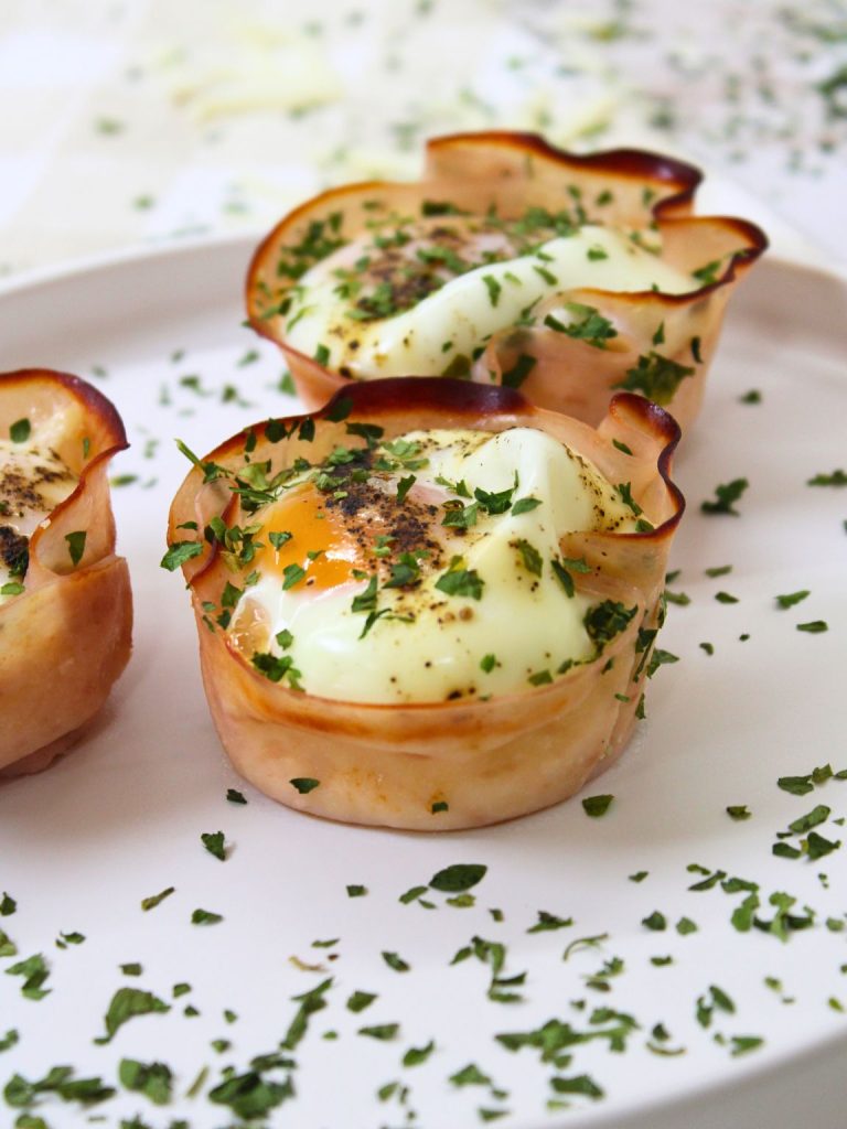 Easy Ham & Cheese Egg Cups