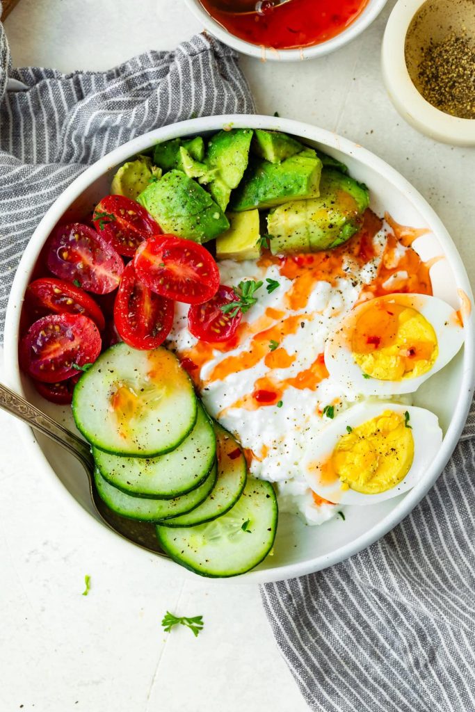 Eggs & Cottage Cheese Breakfast Bowl