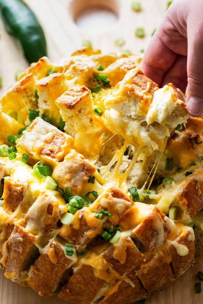 Jalapeño Popper Pull Apart Bread