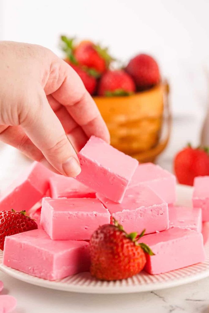 2-Ingredient Strawberry Fudge