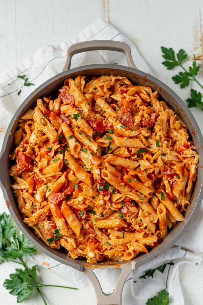 Creamy One Pot Buffalo Chicken Pasta