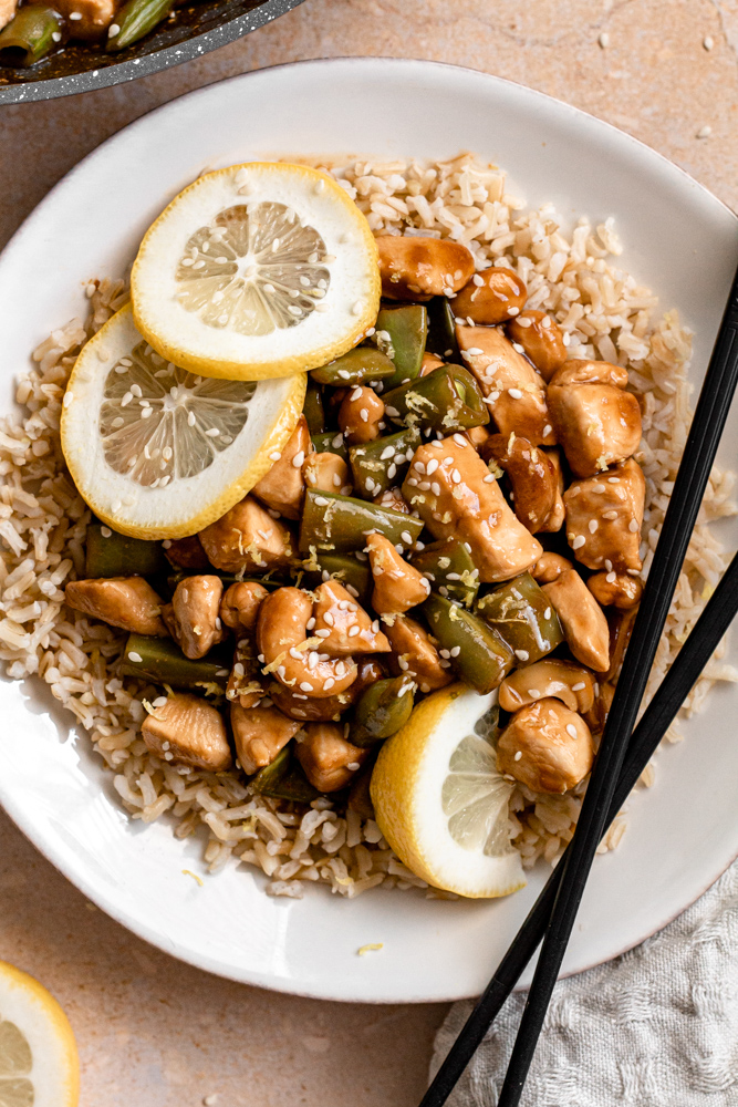 Easy 30 Minute Lemon Chicken Stir Fry