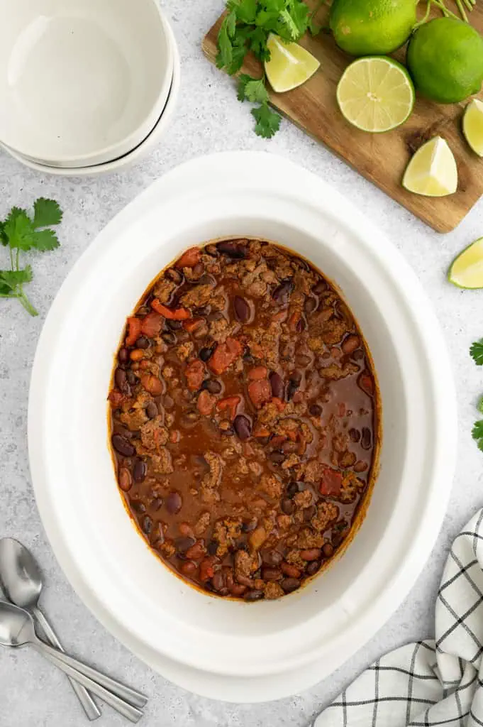 Easy 5 Ingredient Crockpot Chili