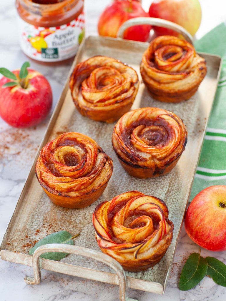 Easy Baked Apple Roses