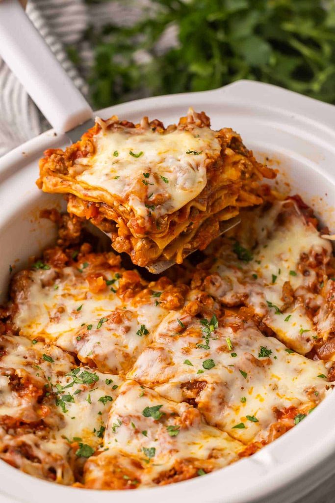Easy Crockpot Lasagna