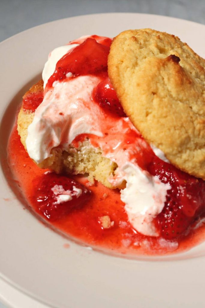 Keto Strawberry Shortcake