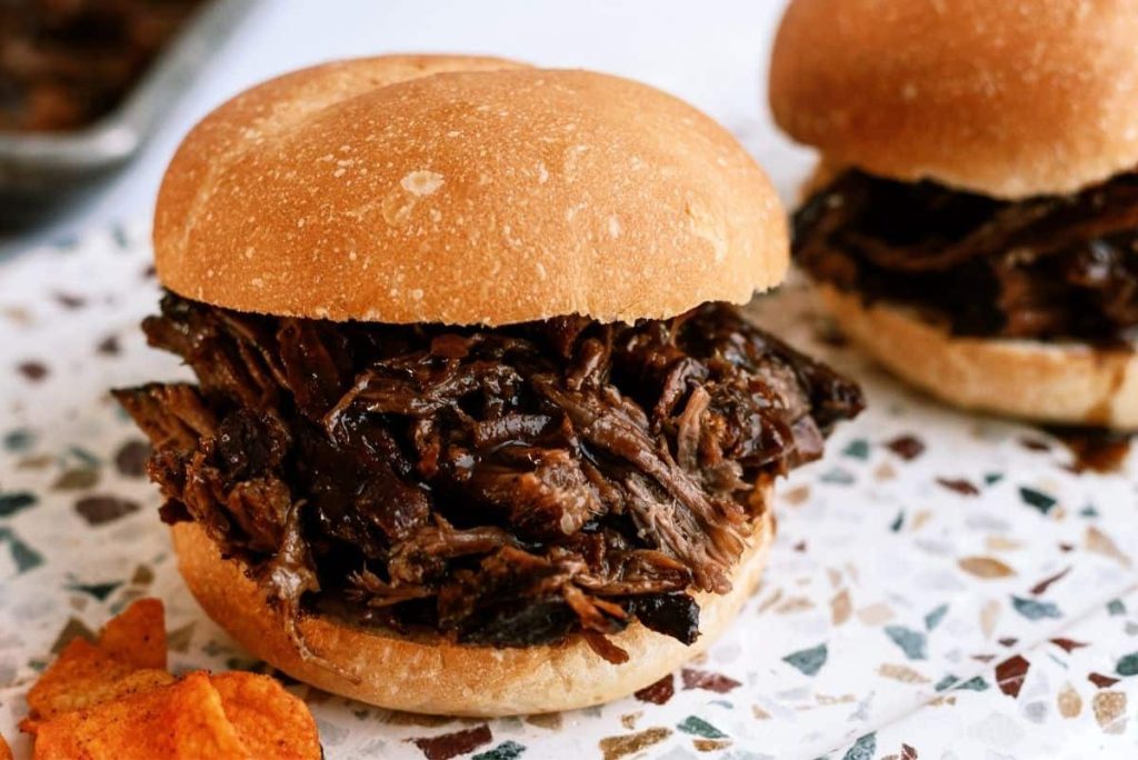 Slow Cooker Italian Roast Beef Sandwiches