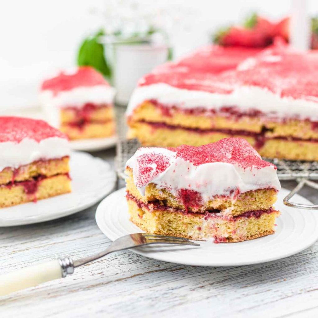 Strawberry Sugar Free Cake