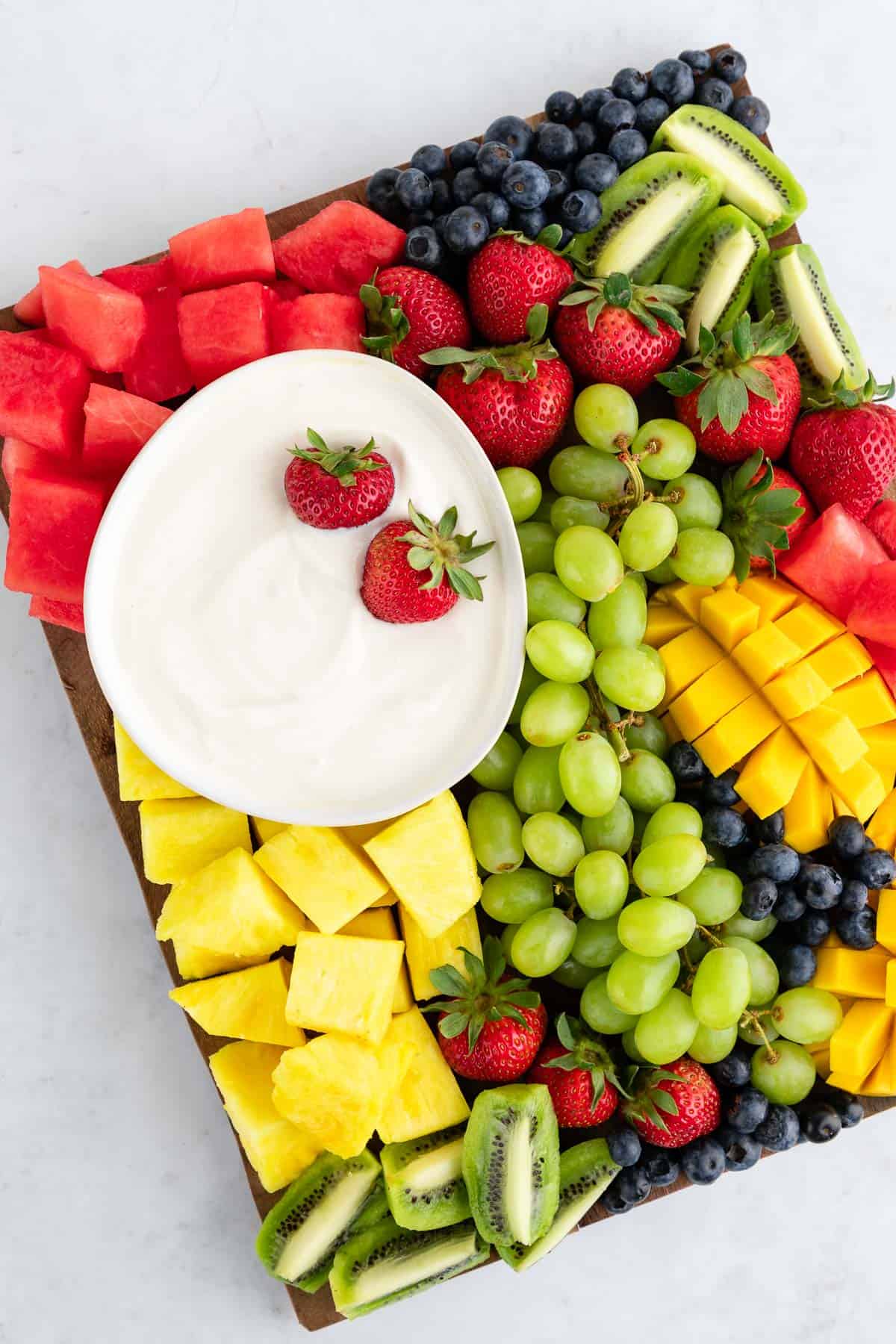 Healthy Fruit Dip with Yogurt