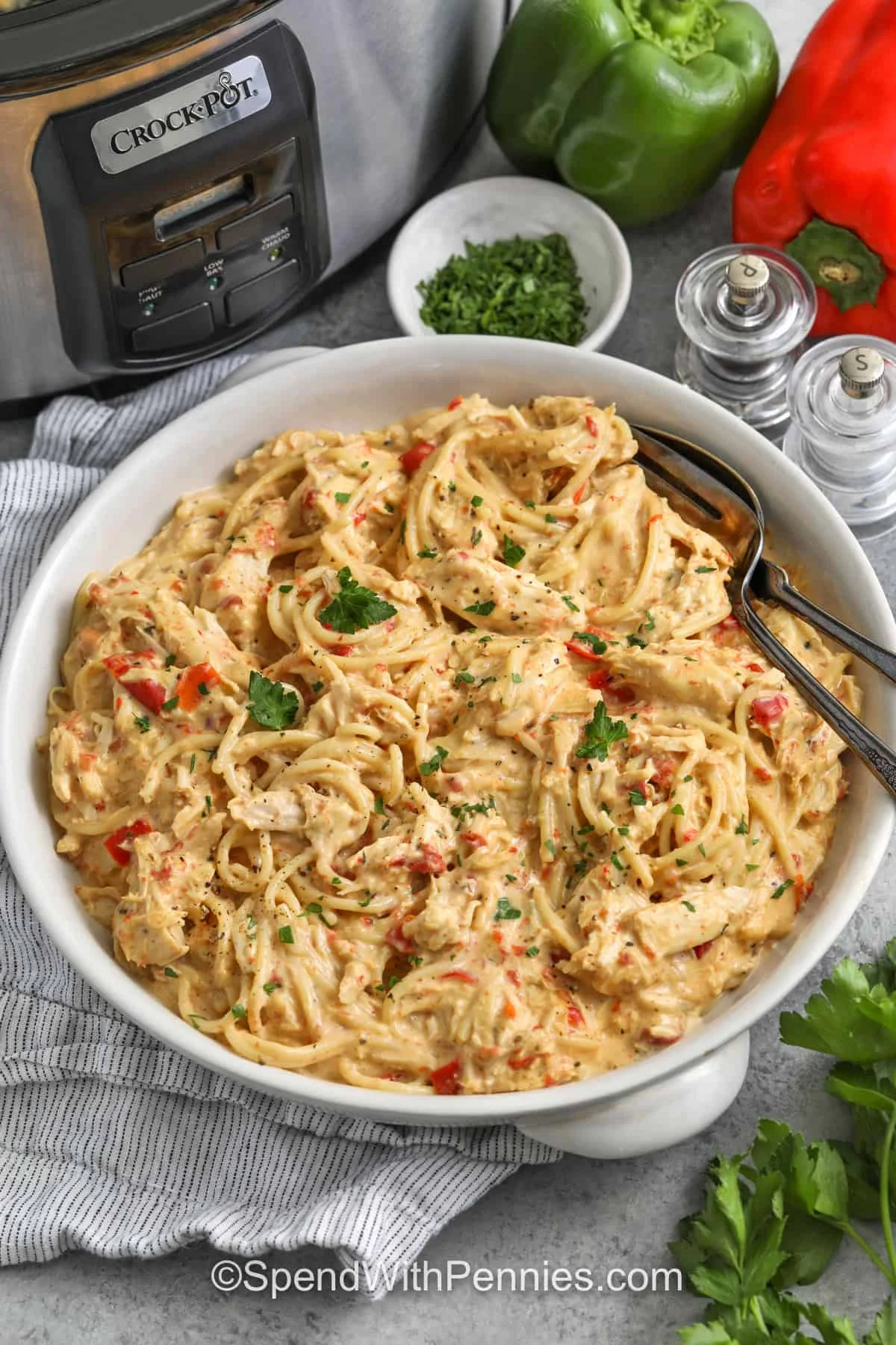 Crockpot Chicken Spaghetti