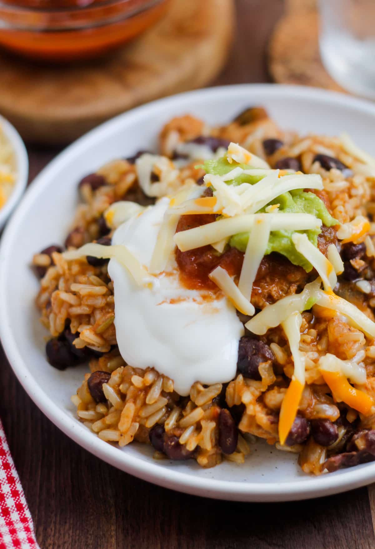 Instant Pot Salsa Chicken and Brown Rice Burrito Bowls