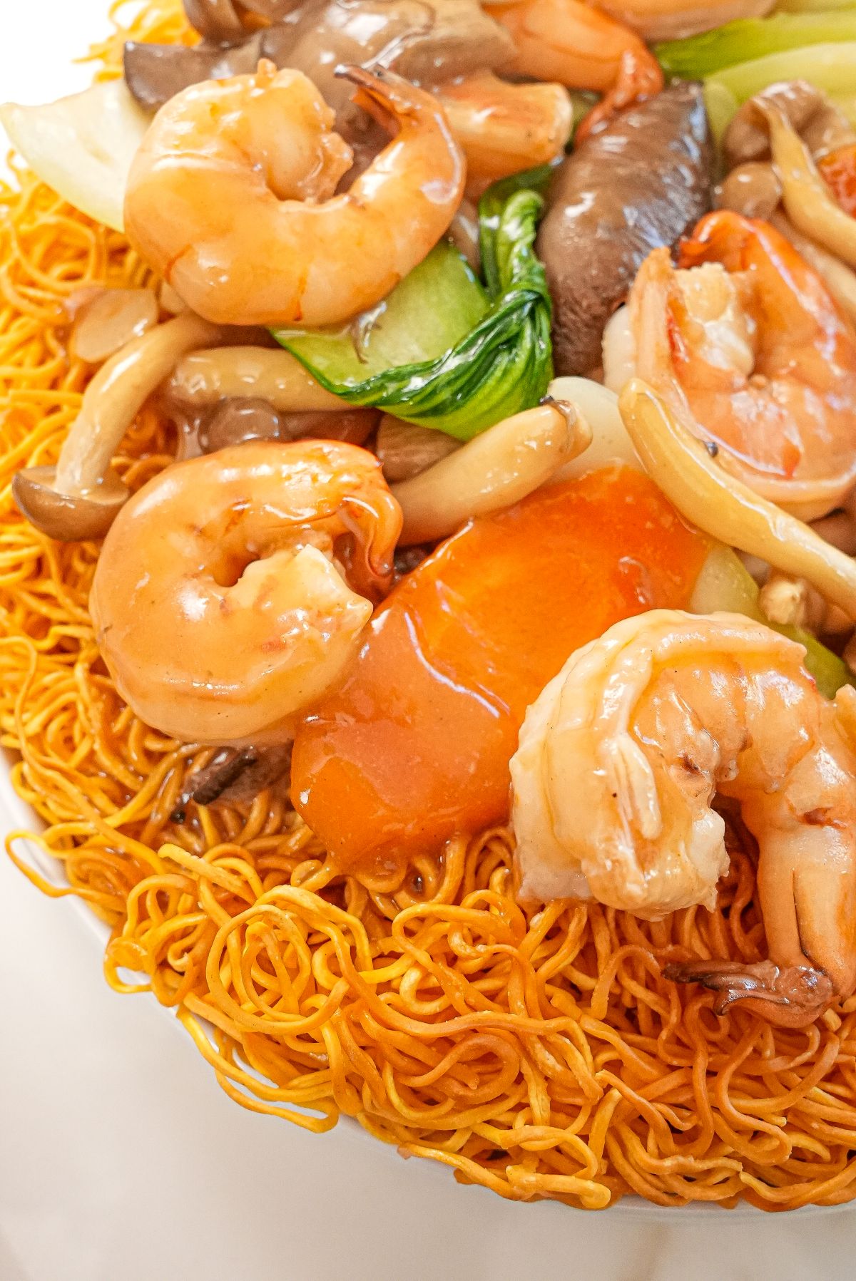 Hong Kong Style Shrimp Chow Mein (VIDEO)
