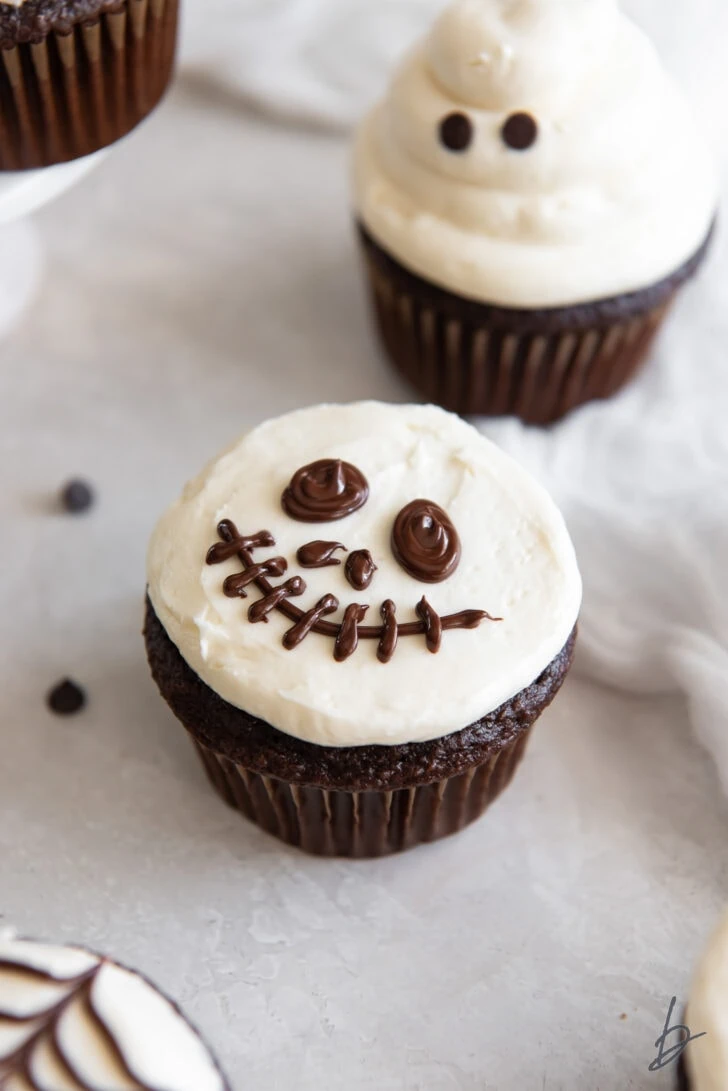 Easy Halloween Cupcakes