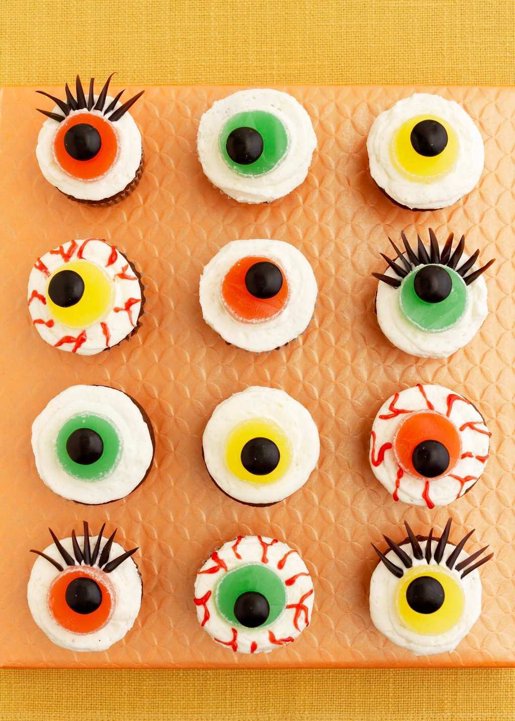 Eerie Eyeball Cupcakes