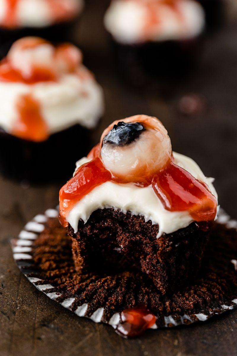 Eyeball Cupcakes