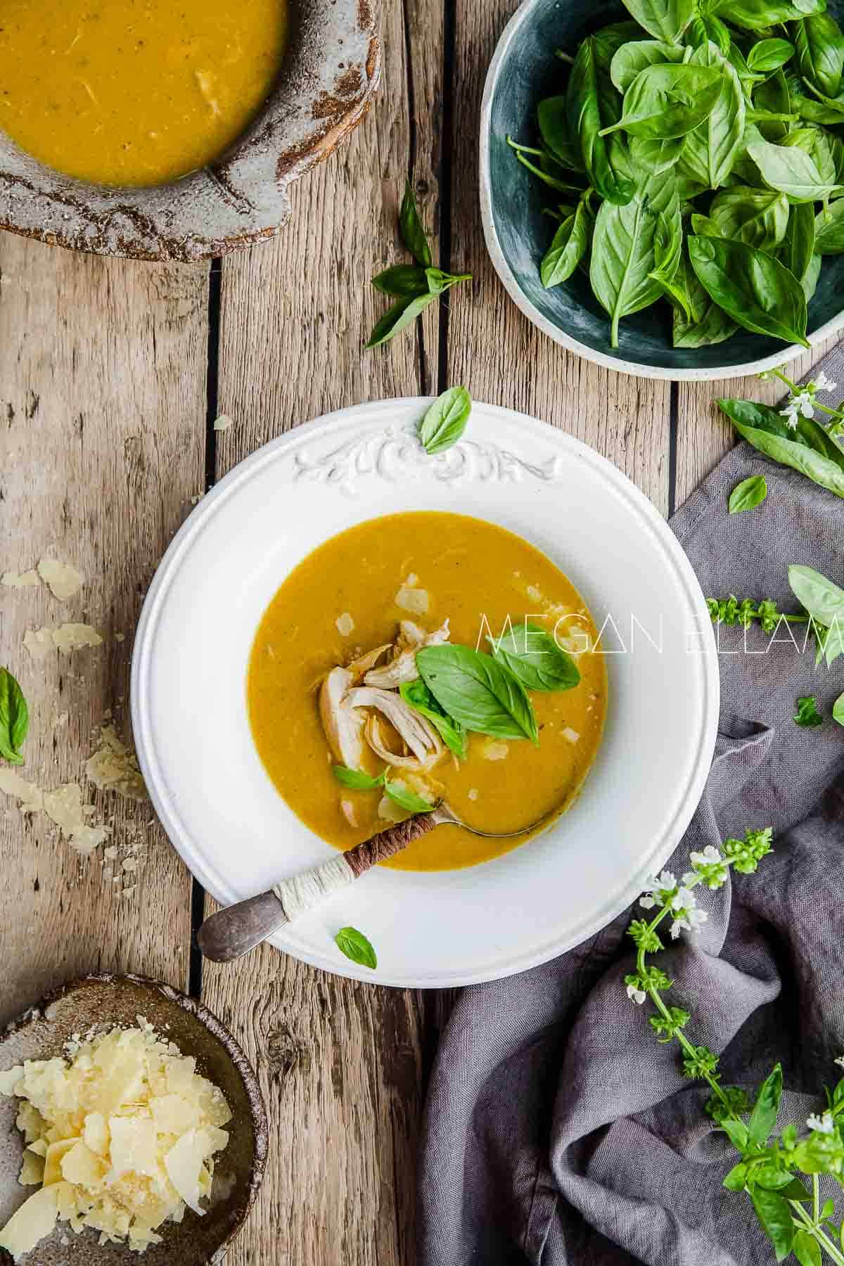 Hearty Chicken and Bacon Soup