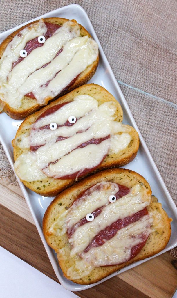 Mummy Garlic Bread