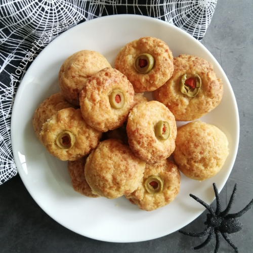 Cheese Puffs (Goblin Eyeballs)