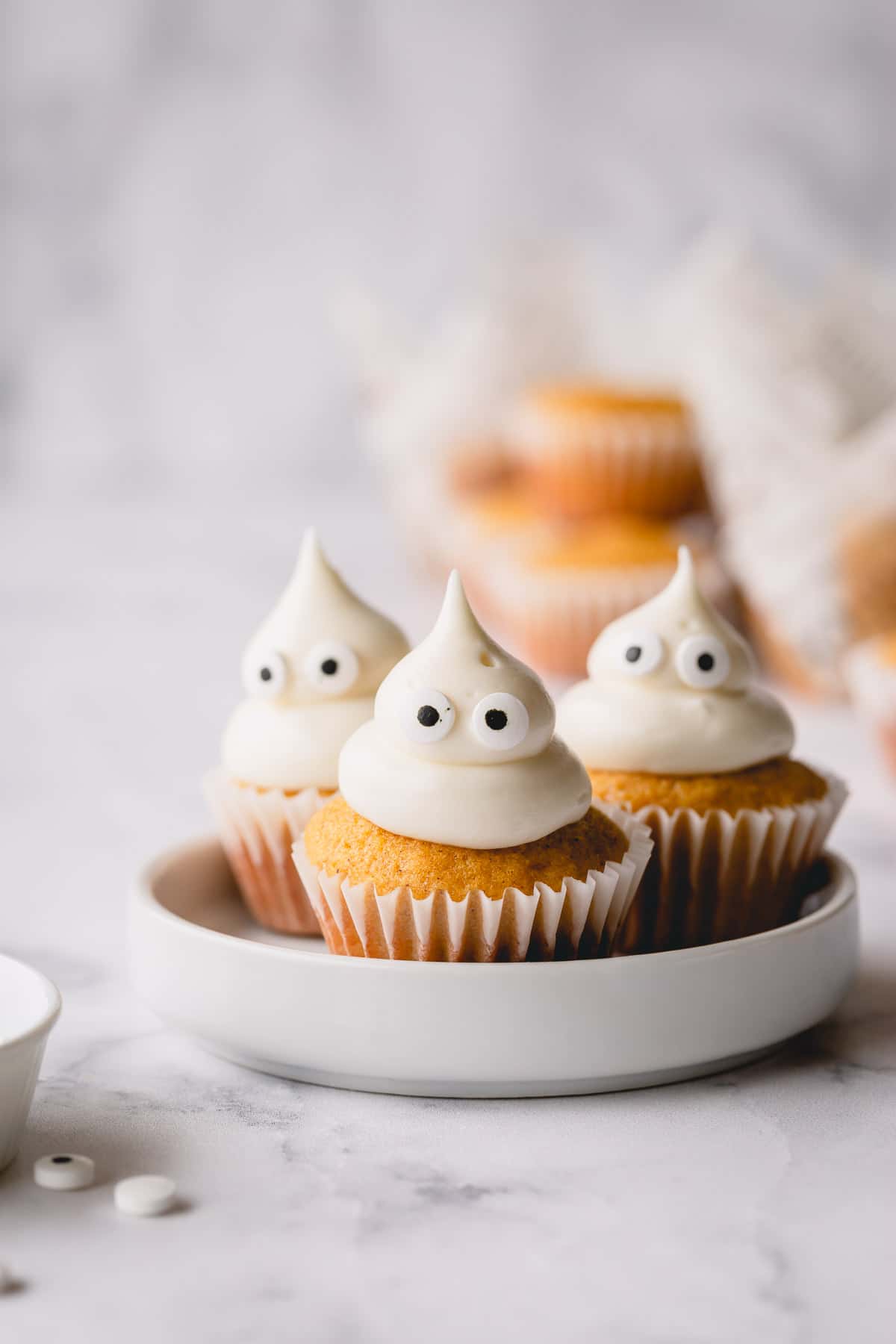The BEST Pumpkin Cupcakes