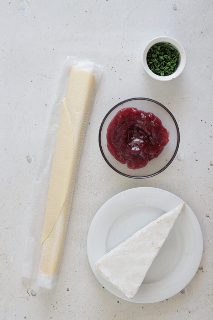 3-Ingredient Mini Cranberry Brie Bites Ingredients