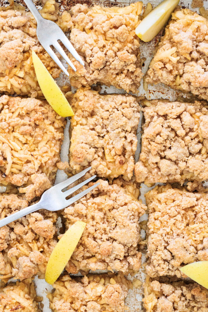 Easy Apple Pie Bars